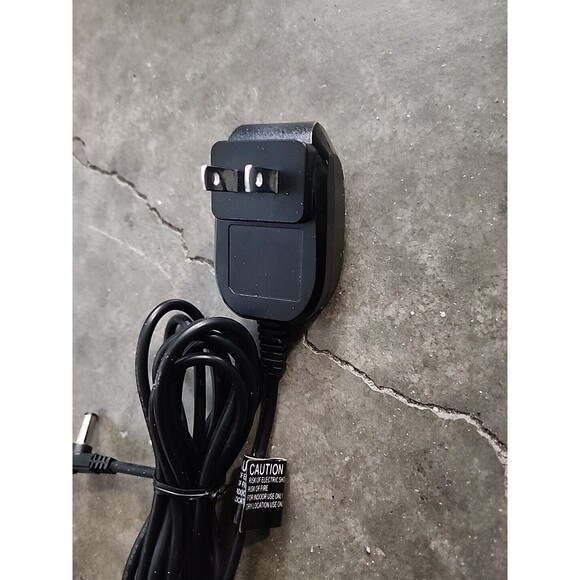 Conair Class 2 Power Supply Model YLJXA-T030150 3V DC 1500mA - Picture 7 of 8